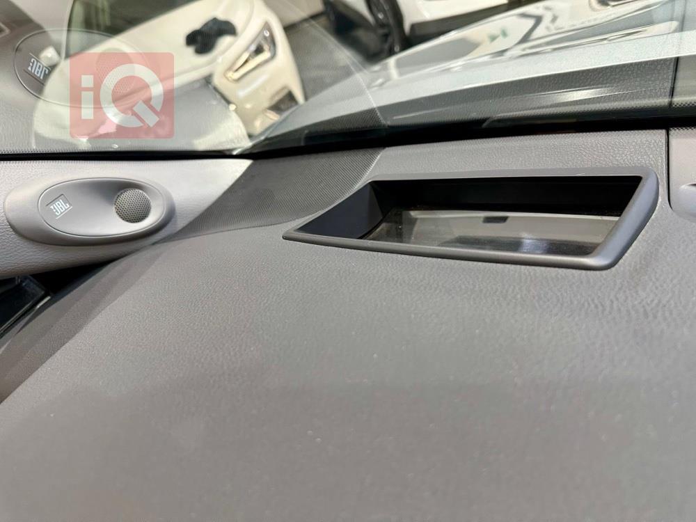 تۆیۆتا کامری